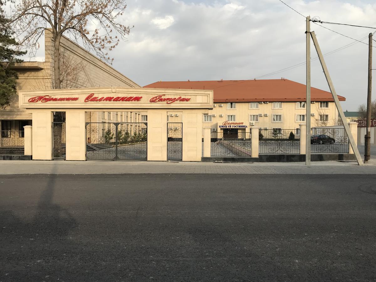 Saltanat Hotel Taldîkorgan Exterior foto